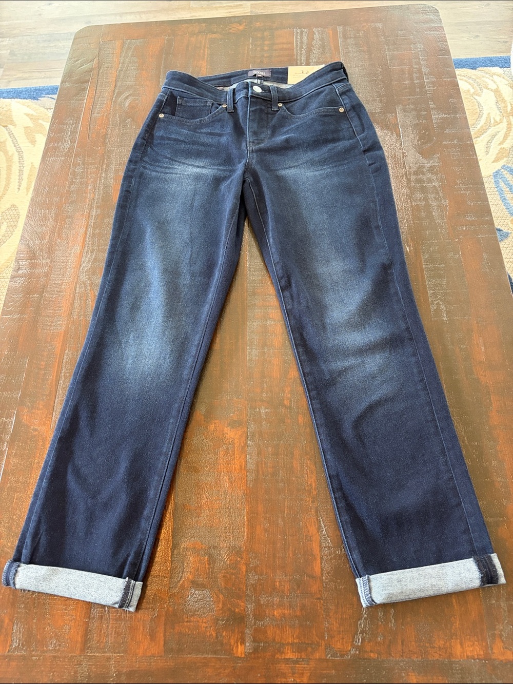 NYDJ LiftXTuck Technology Cuffed Jeans
Rapture Dark Wash Size 00